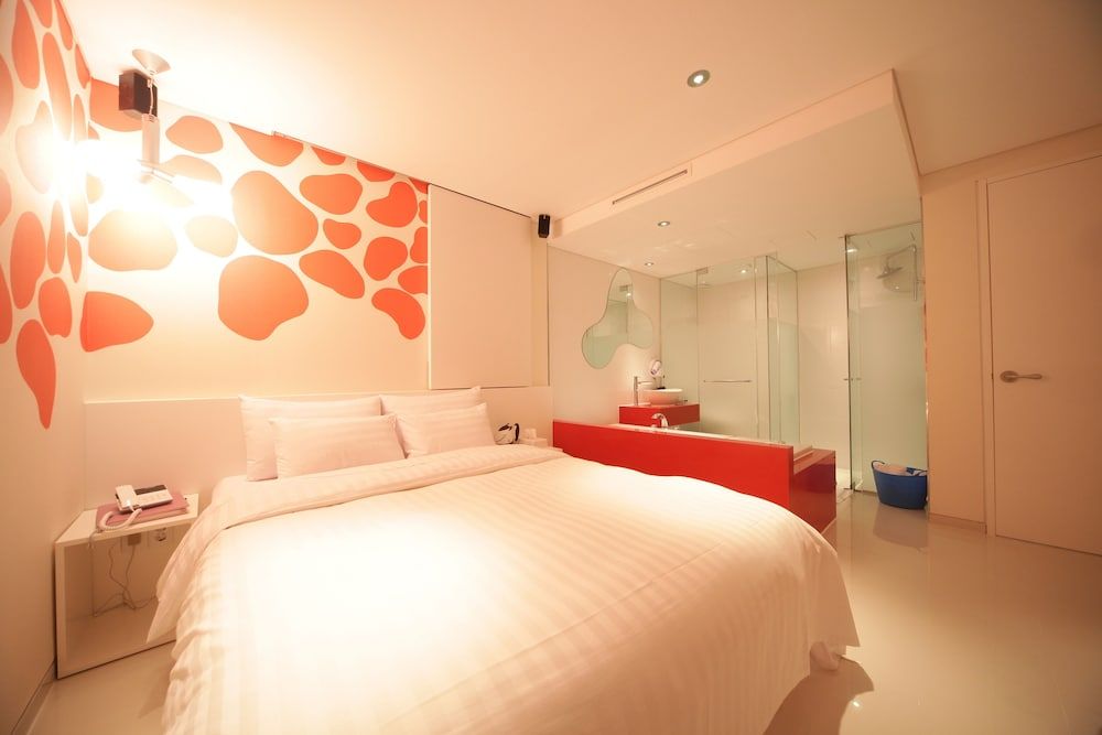 undefined Jongno Hotel Pop Leeds Premier 2