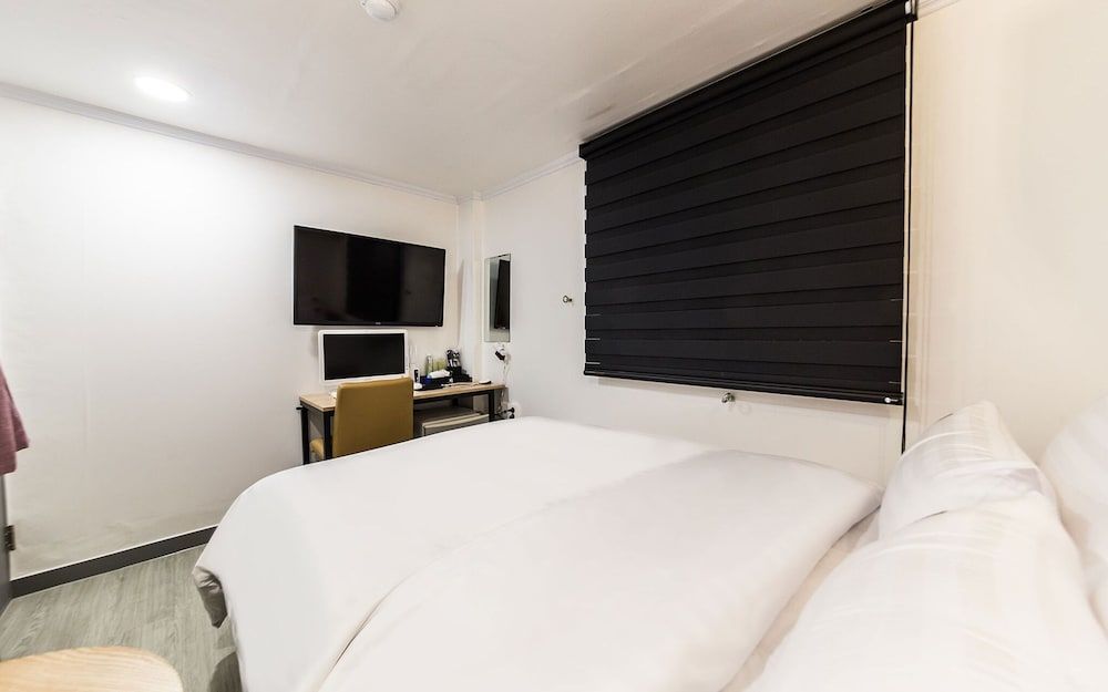 undefined Cheonho Wol 5