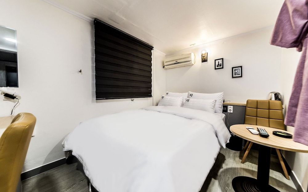 undefined Cheonho Wol 4