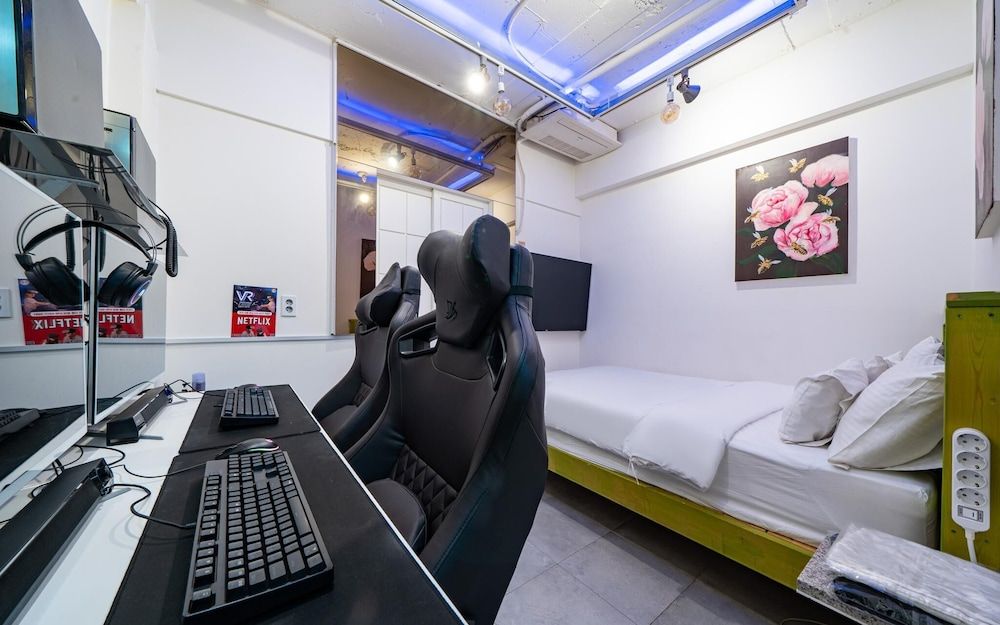 Dampsimni Khan Stay Gallery Room (No hard gaming couple 2PC room (3F ga)