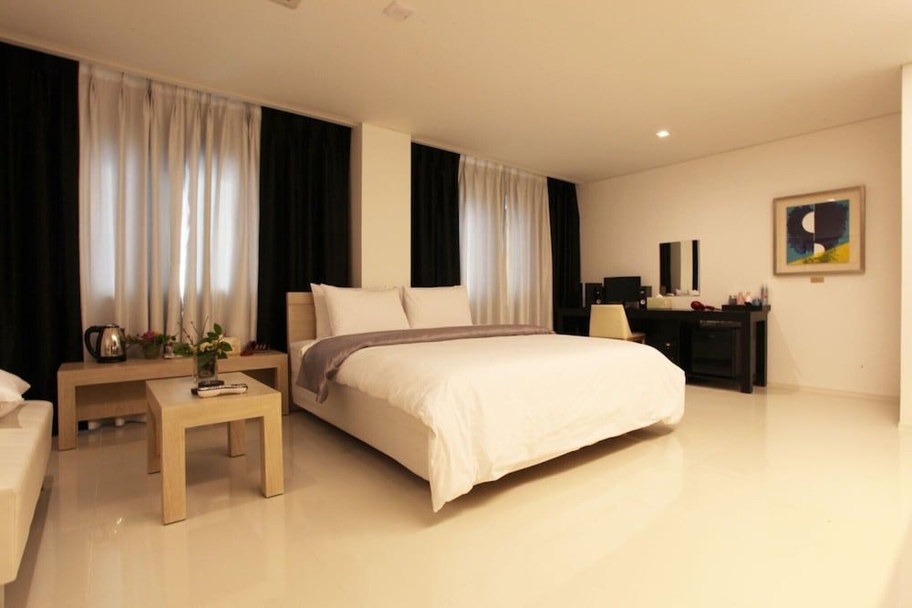 Seocho Amusement Hotel Nambu Terminal Room (Deluxe (Free use of Netflix Disney+ T) 7