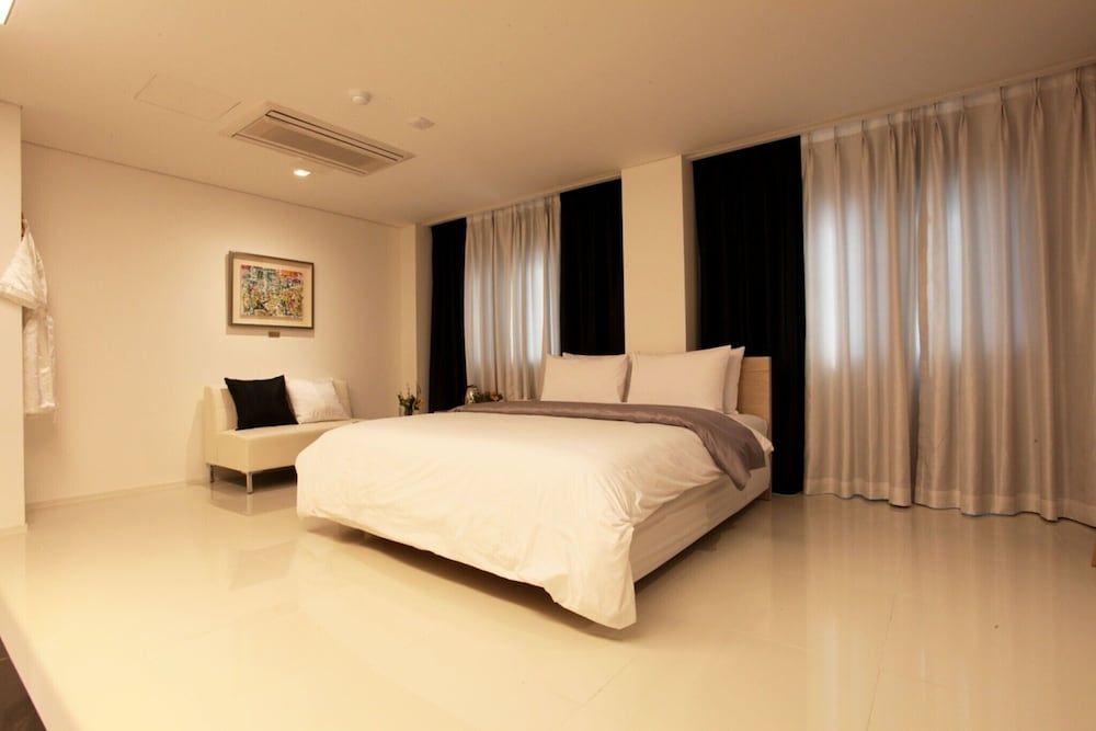 Seocho Amusement Hotel Nambu Terminal Room (Deluxe (Free use of Netflix Disney+ T) 31