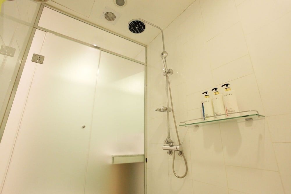 Seocho Amusement Hotel Nambu Terminal Room (Deluxe (Free use of Netflix Disney+ T) 14