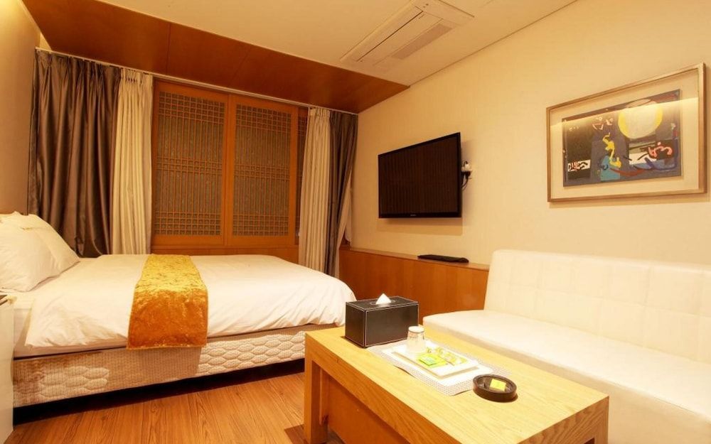 Seocho Amusement Hotel Nambu Terminal Room (Deluxe (Free use of Netflix Disney+ T) 26