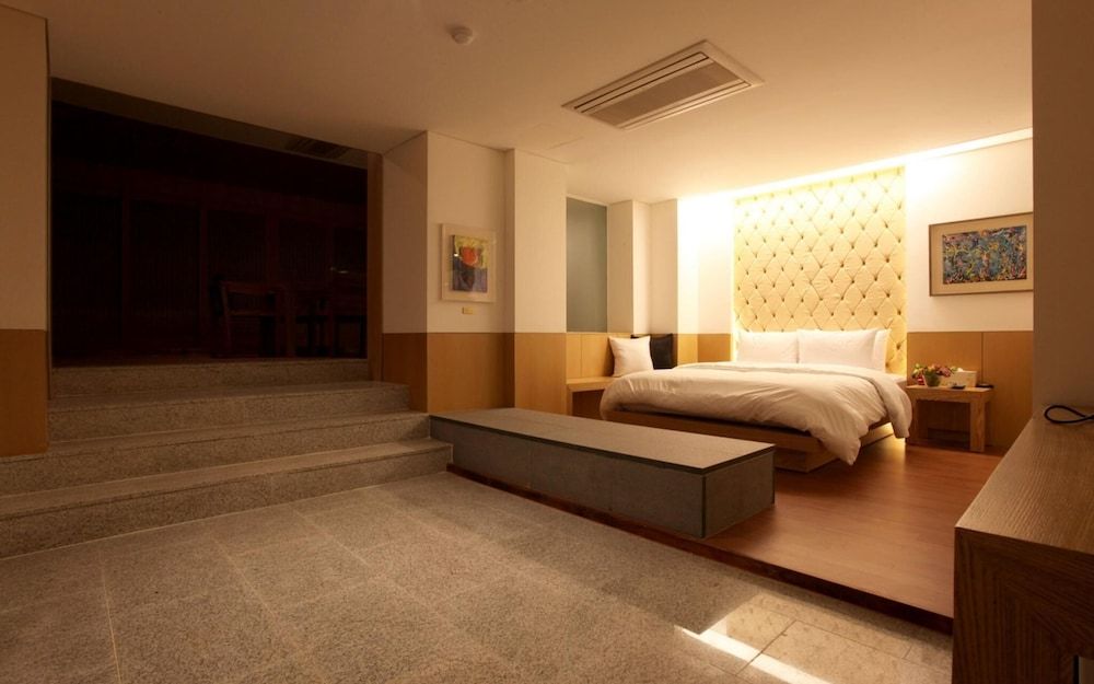 Seocho Amusement Hotel Nambu Terminal Room (Suite (Free use of Netflix Disney+ TV) 13