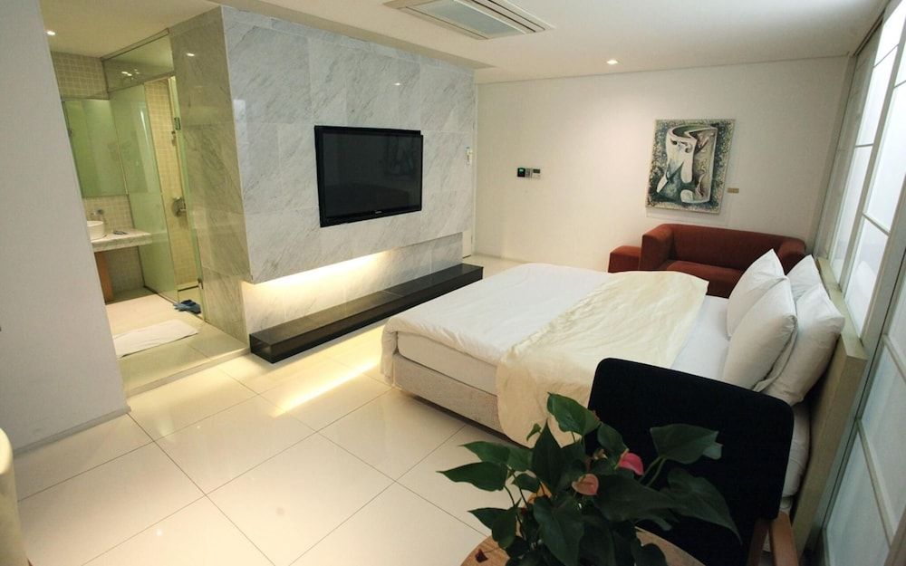 Seocho Amusement Hotel Nambu Terminal Room (Deluxe (Free use of Netflix Disney+ T) 29