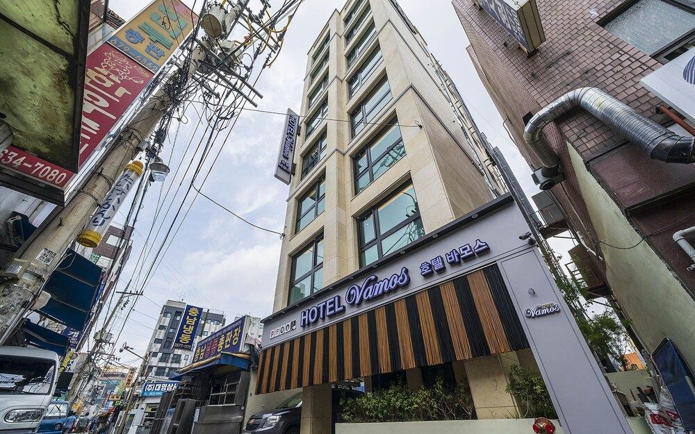 undefined Yeongdeungpo Bamos Hotel