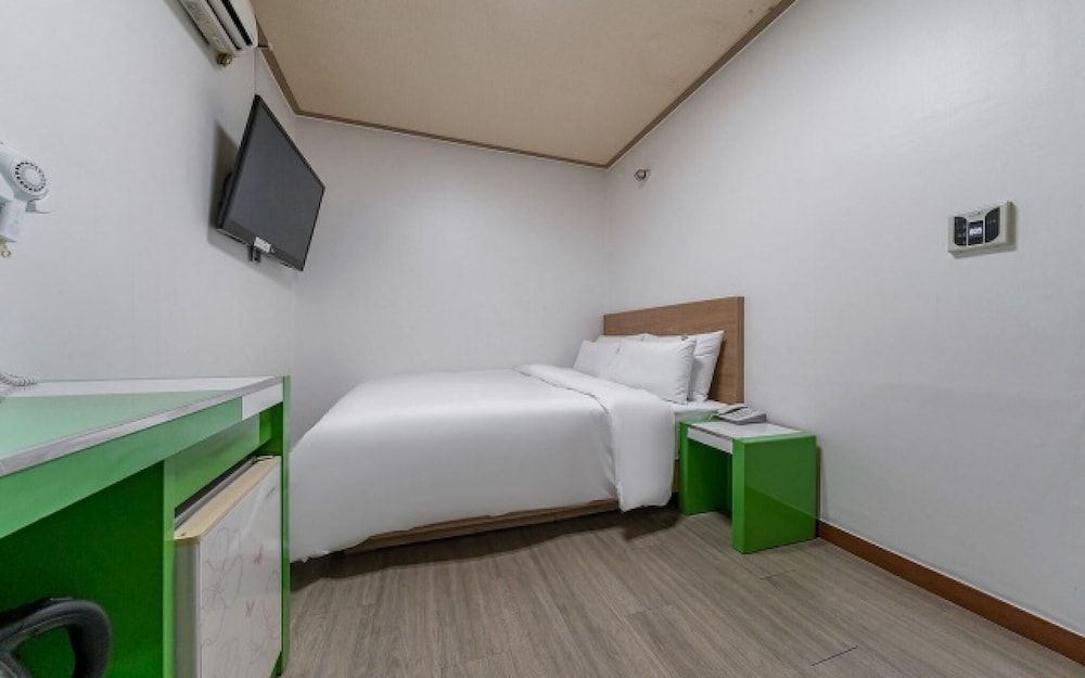 undefined Sindang Plus 8