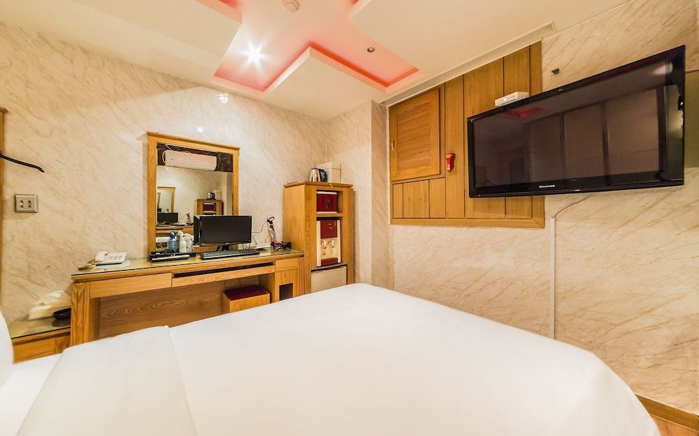 Chungmuro CF Room (Standard) 5