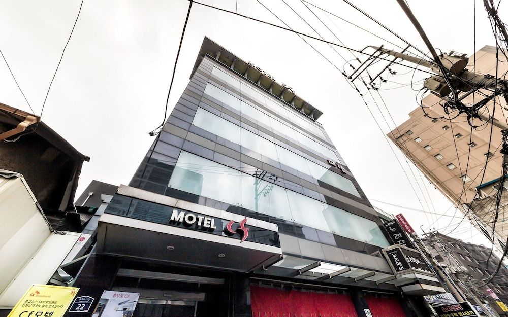 undefined Chungmuro CF