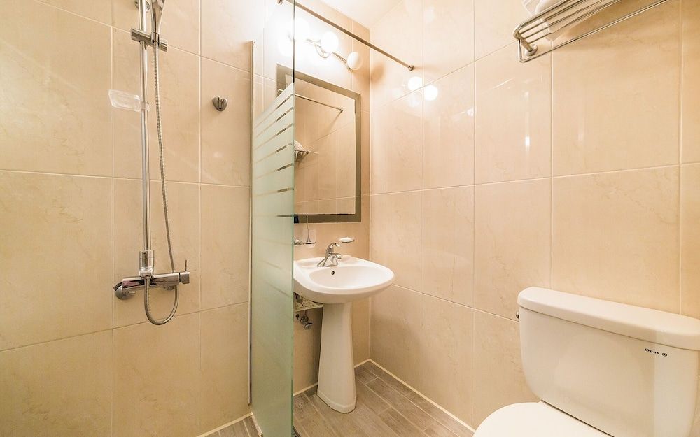 Chungmuro CF Room (Standard) 11