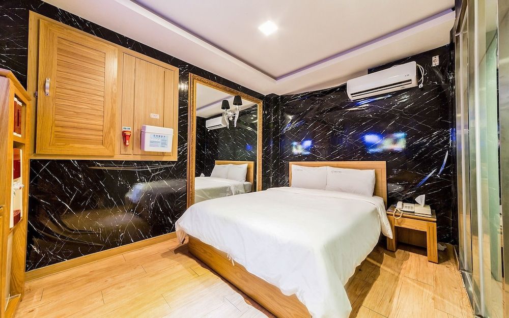 undefined Chungmuro CF 3