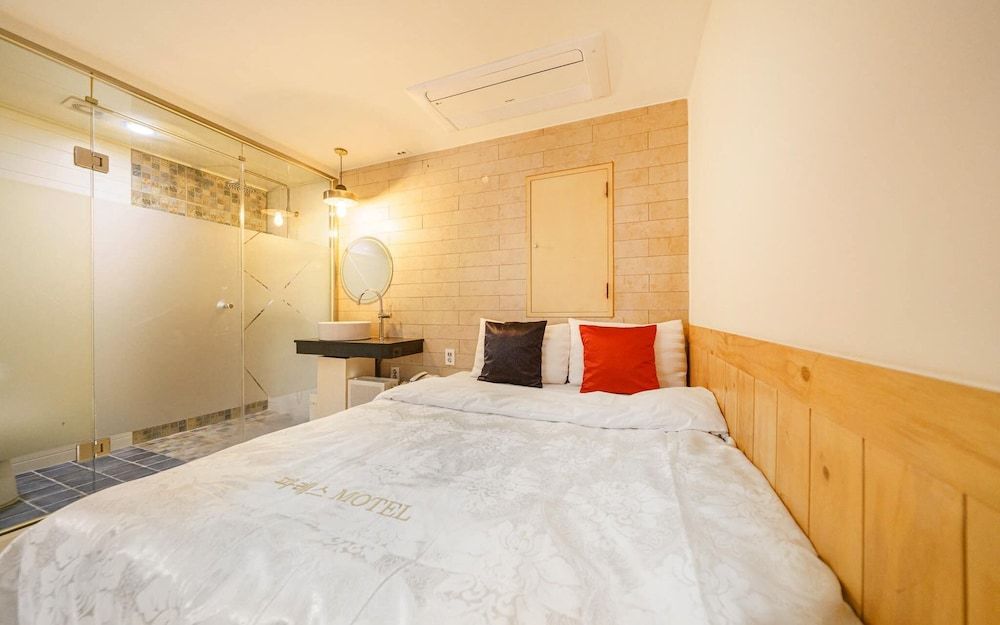 Wangsimni Palace Room (Standard room (70-inch TV system air ) 6