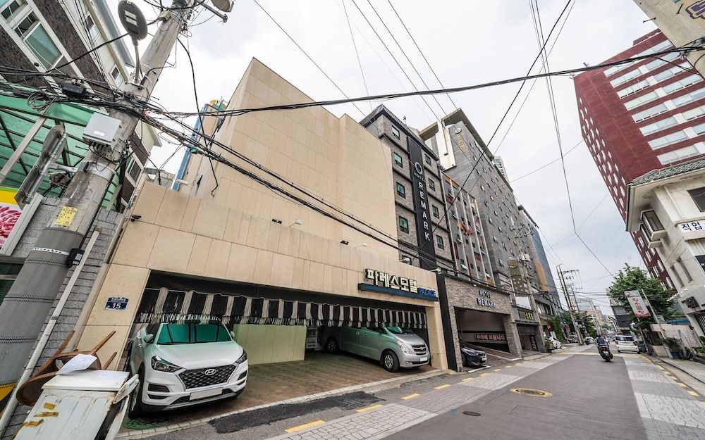 undefined Wangsimni Palace 3