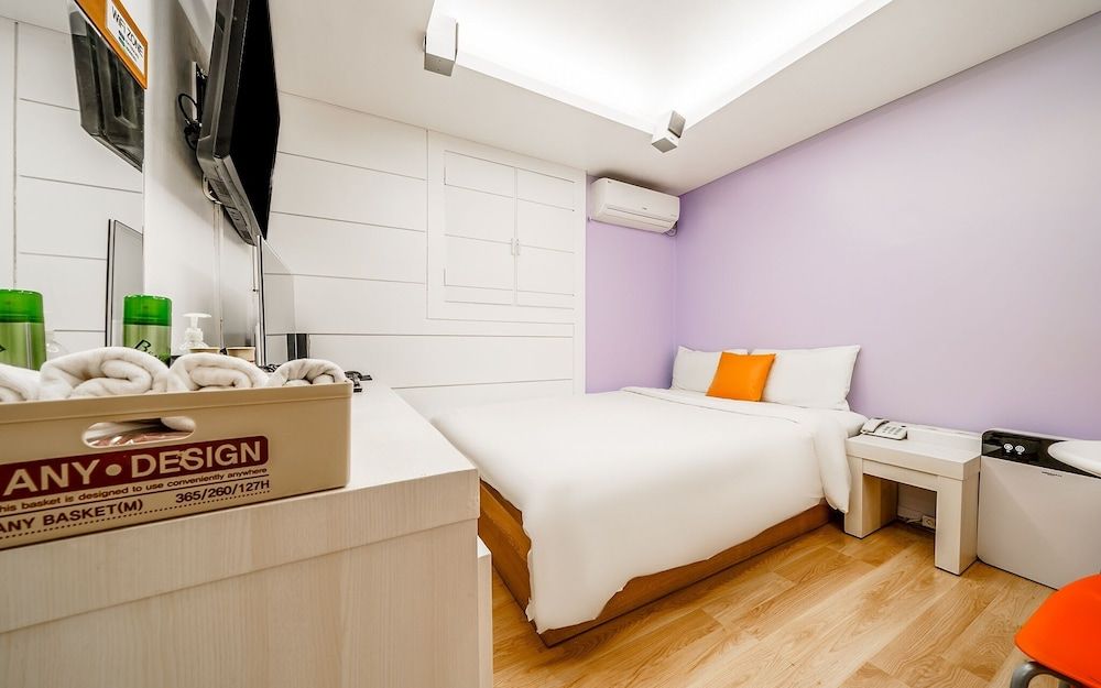 undefined Wangsipri La Terra