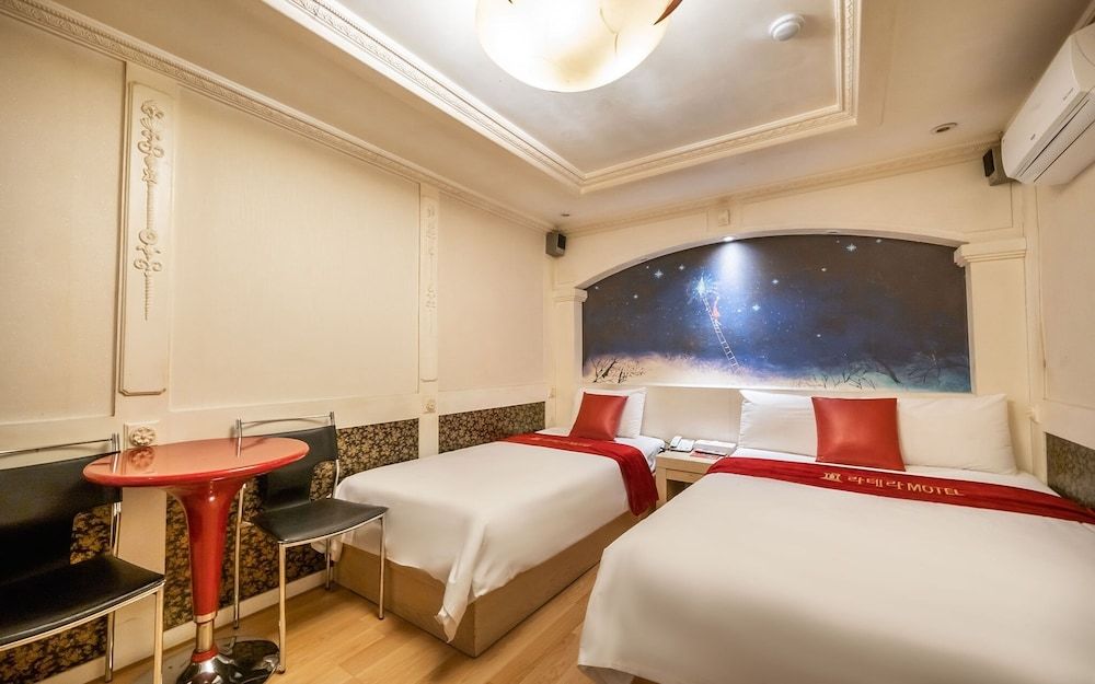 Wangsipri La Terra Room (Twin Room (Non-smoking 2PC Twin Bed/N) 3