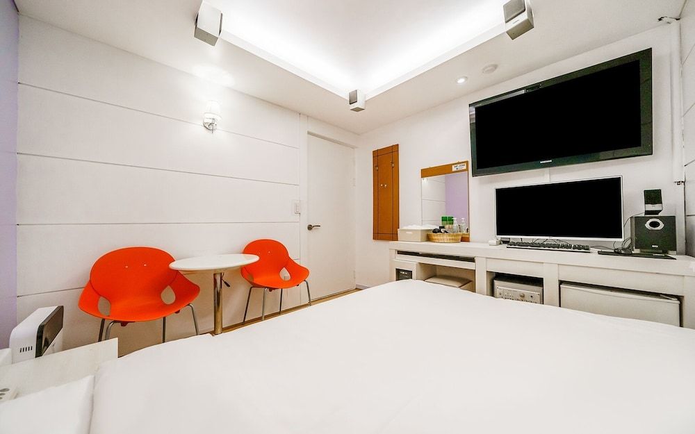 undefined Wangsipri La Terra 6