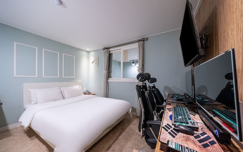 undefined Cheonho Seven 3