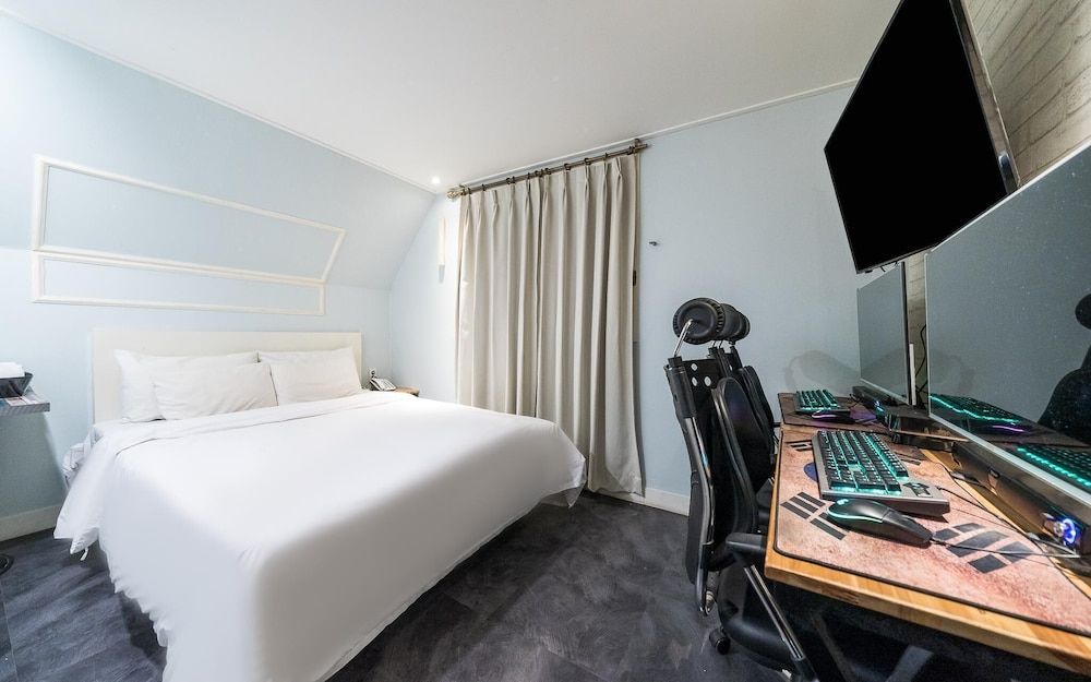 undefined Cheonho Seven 7