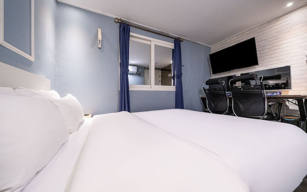 undefined Cheonho Seven 6