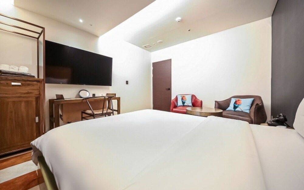 Sadang M Room (Walkie Special - Special Room (No Par) 17