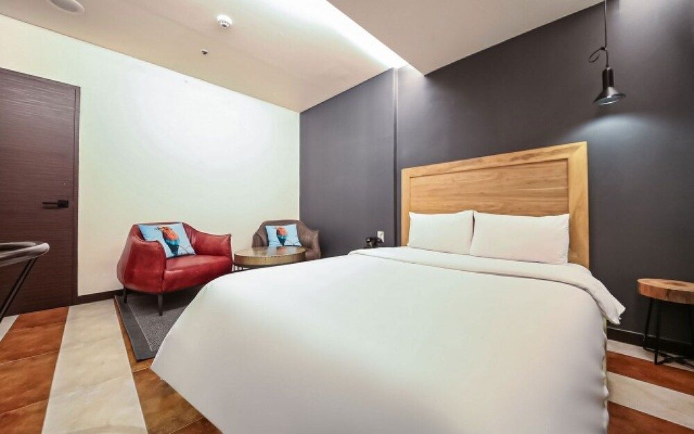 Sadang M Room (Walkie Special - Special Room (No Par) 16