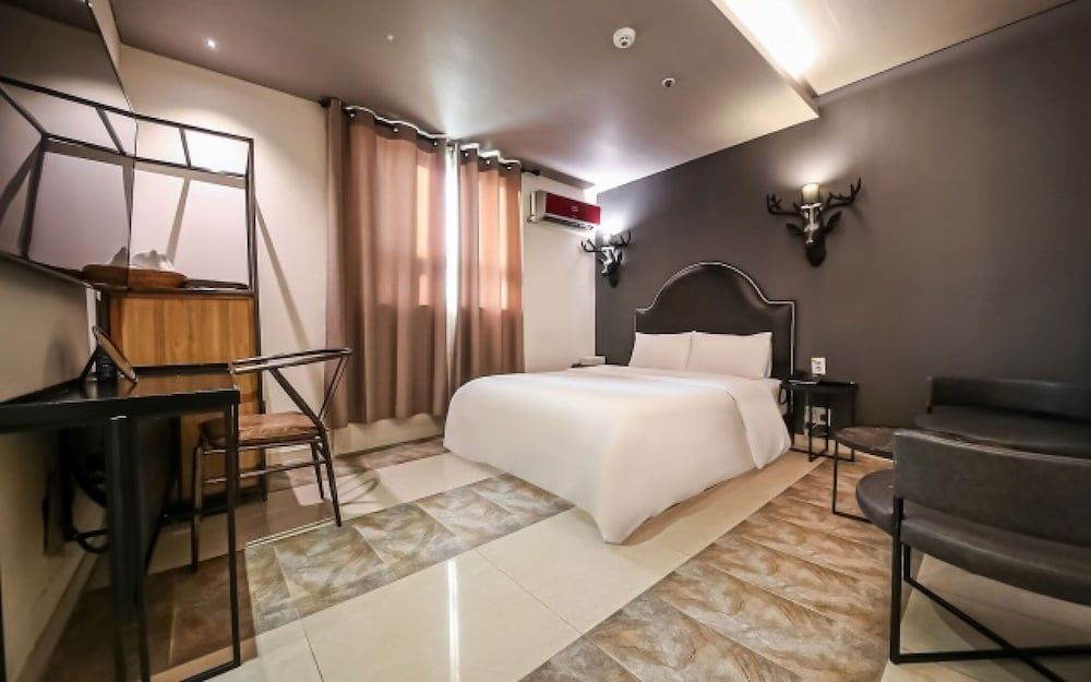 Sadang M Room (Walkie Special - Special Room (No Par) 32