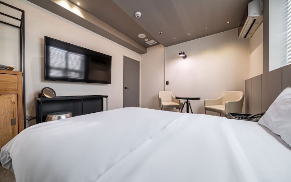 undefined Sadang M 10