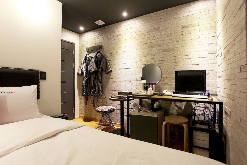 undefined Sillim Bom Branch no1 9