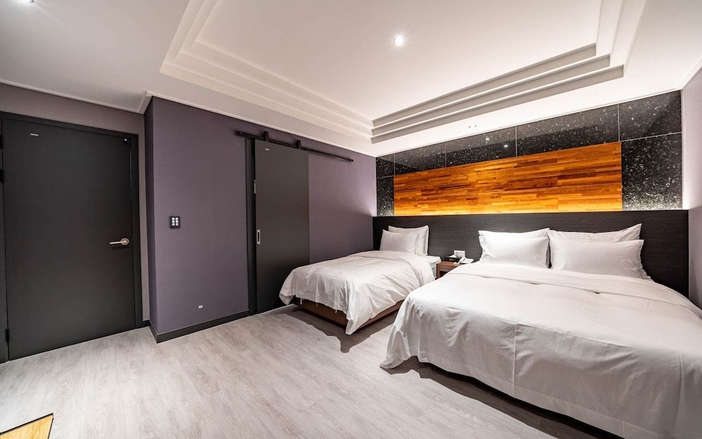 undefined Yeoksam Amare 8