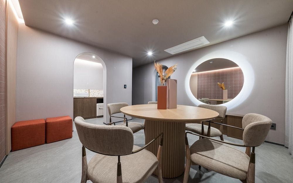 Suyu Le Rev Hotel Room (Suite - Party room Non-smoking (Two b) 6