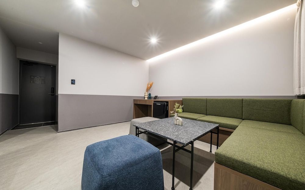 Suyu Le Rev Hotel Room (Suite - Party room Non-smoking (Two b) 11