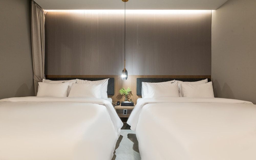 Suyu Le Rev Hotel Room (Suite - Party room Non-smoking (Two b) 14