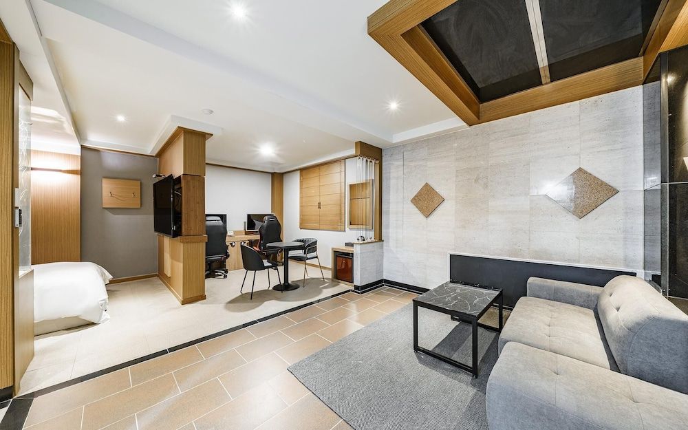 undefined Nowon Luxe 10