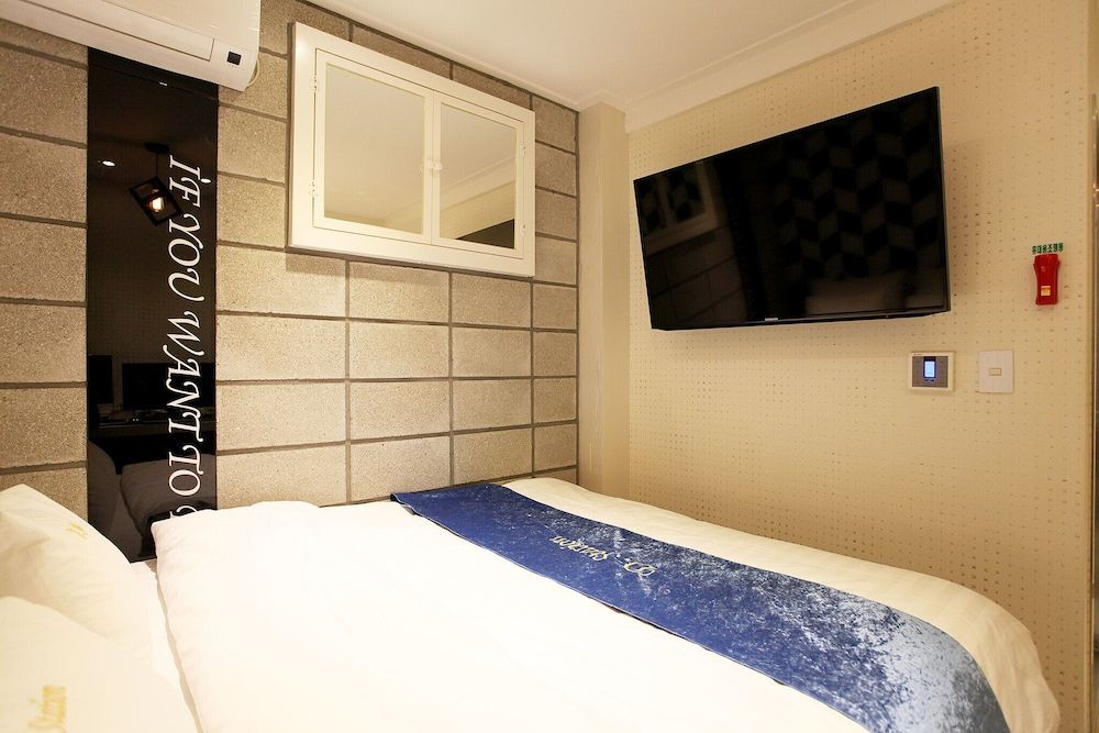 undefined Yeonsinnae D Station 8