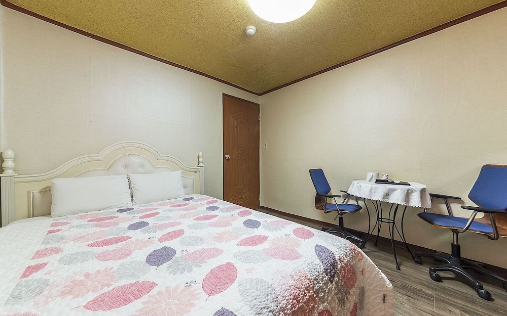 undefined Sangbong Palace 5