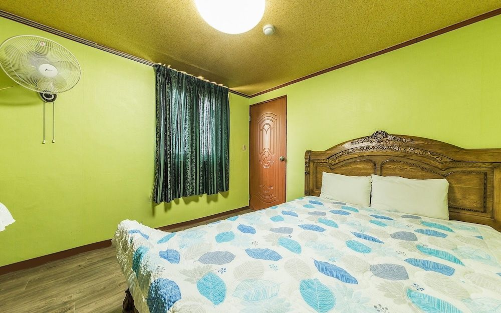 undefined Sangbong Palace 4