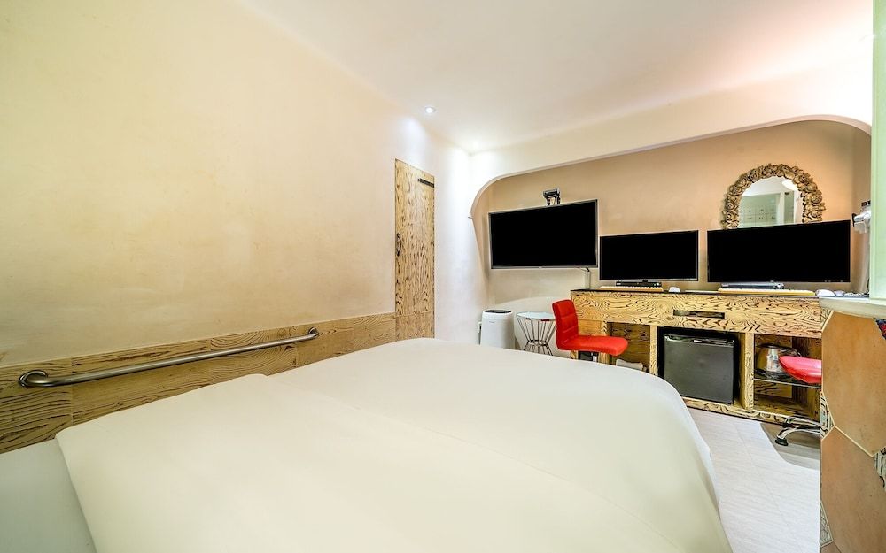 Suyu M Room (Suite room-All Day (Early Check-in + )