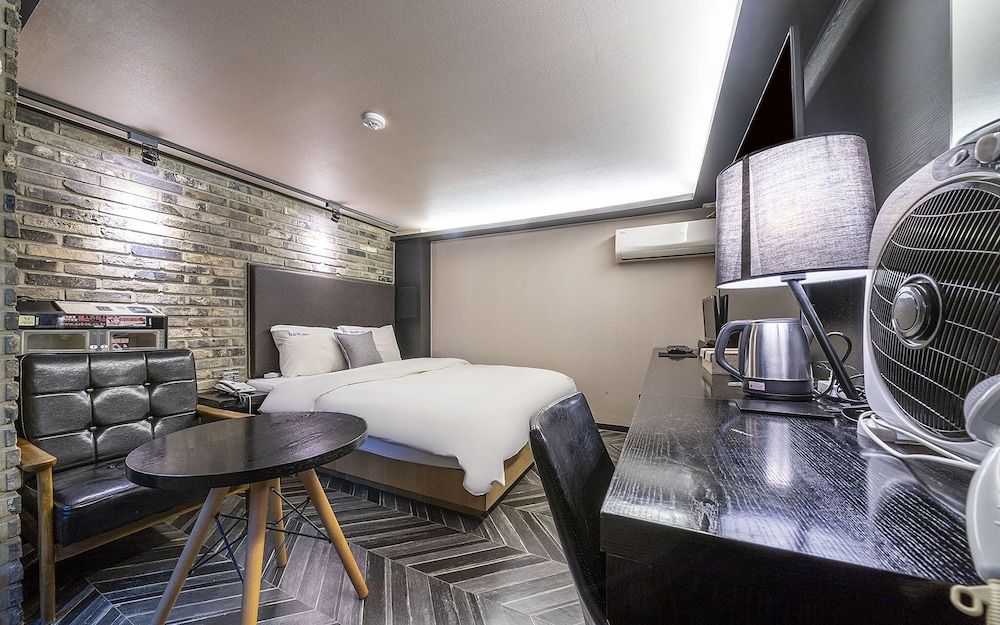 undefined Boramae Bom Branch no 2 4