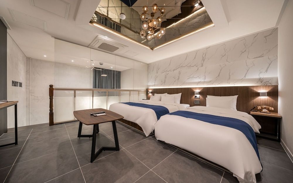 undefined Jangan Saturn 6