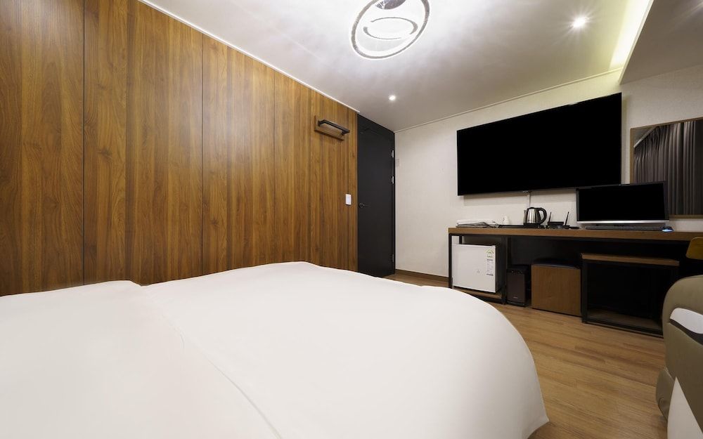 undefined Jamsil Selene 5