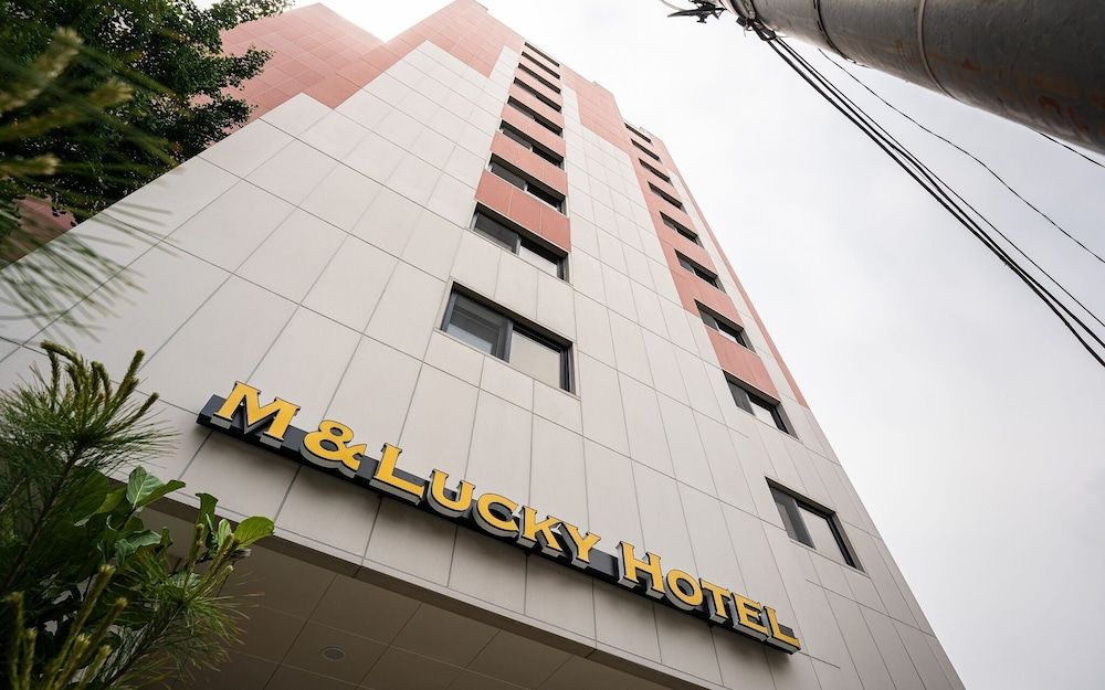 undefined Jongno M and Lucky Hotel 6