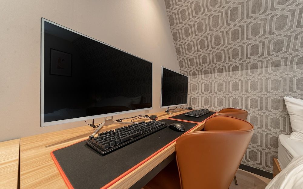 Yeongdeungpo No 25 Yeongdeungpo Branch Room (Deluxe B (2 PCs PC chair no parking O) 3