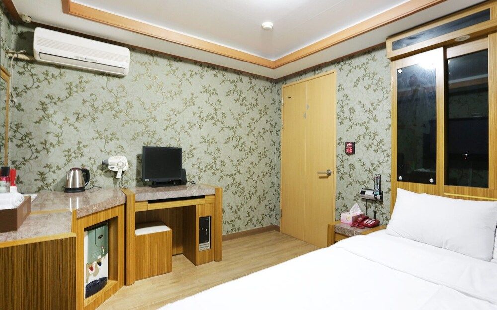 undefined Yeonsinnae Bali 8