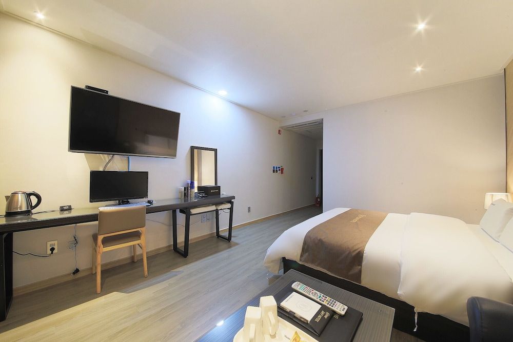 undefined Dobong The Day Hotel 9