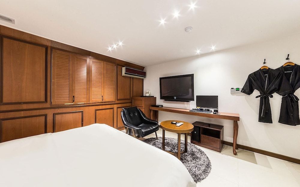 undefined Jamsil Cello 9