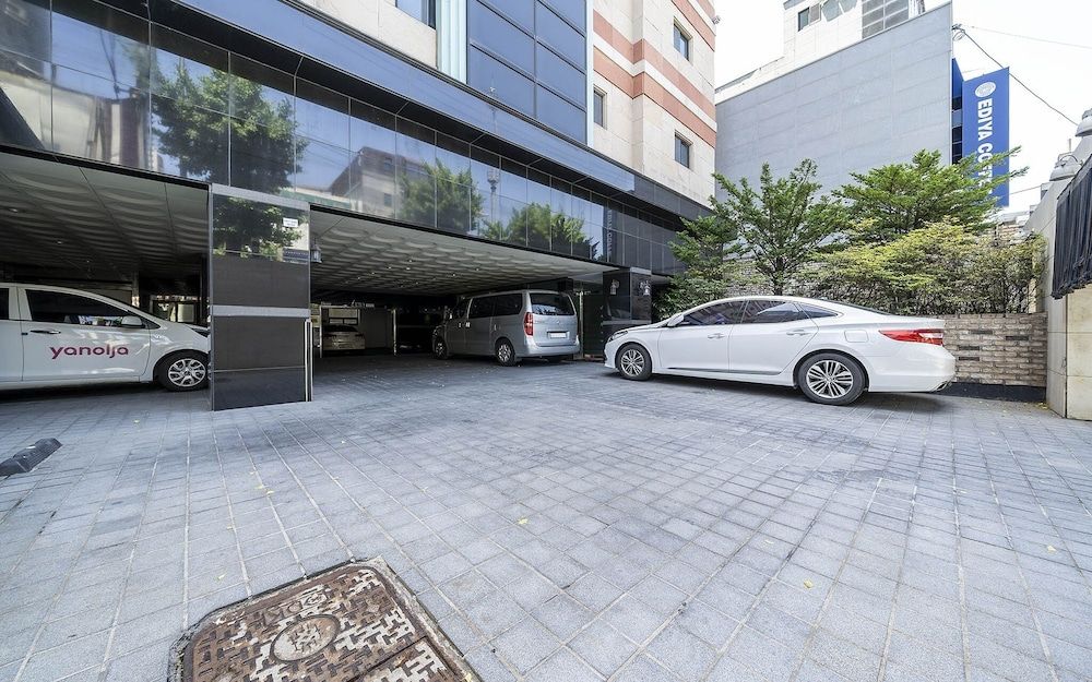 undefined Gasan Rich Hotel 2