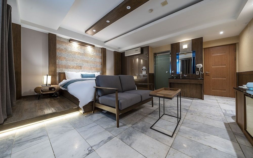 undefined Gasan Rich Hotel 10