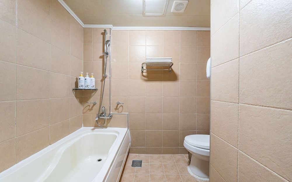 Gildong S Line Room (Standard room) 4