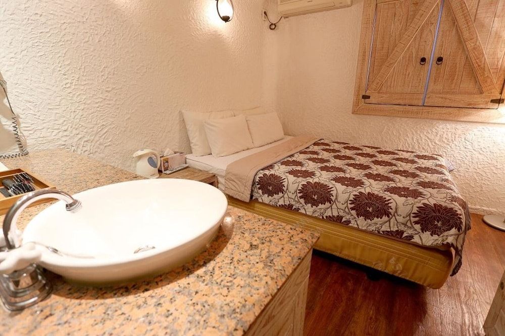 undefined Guro Syal 4